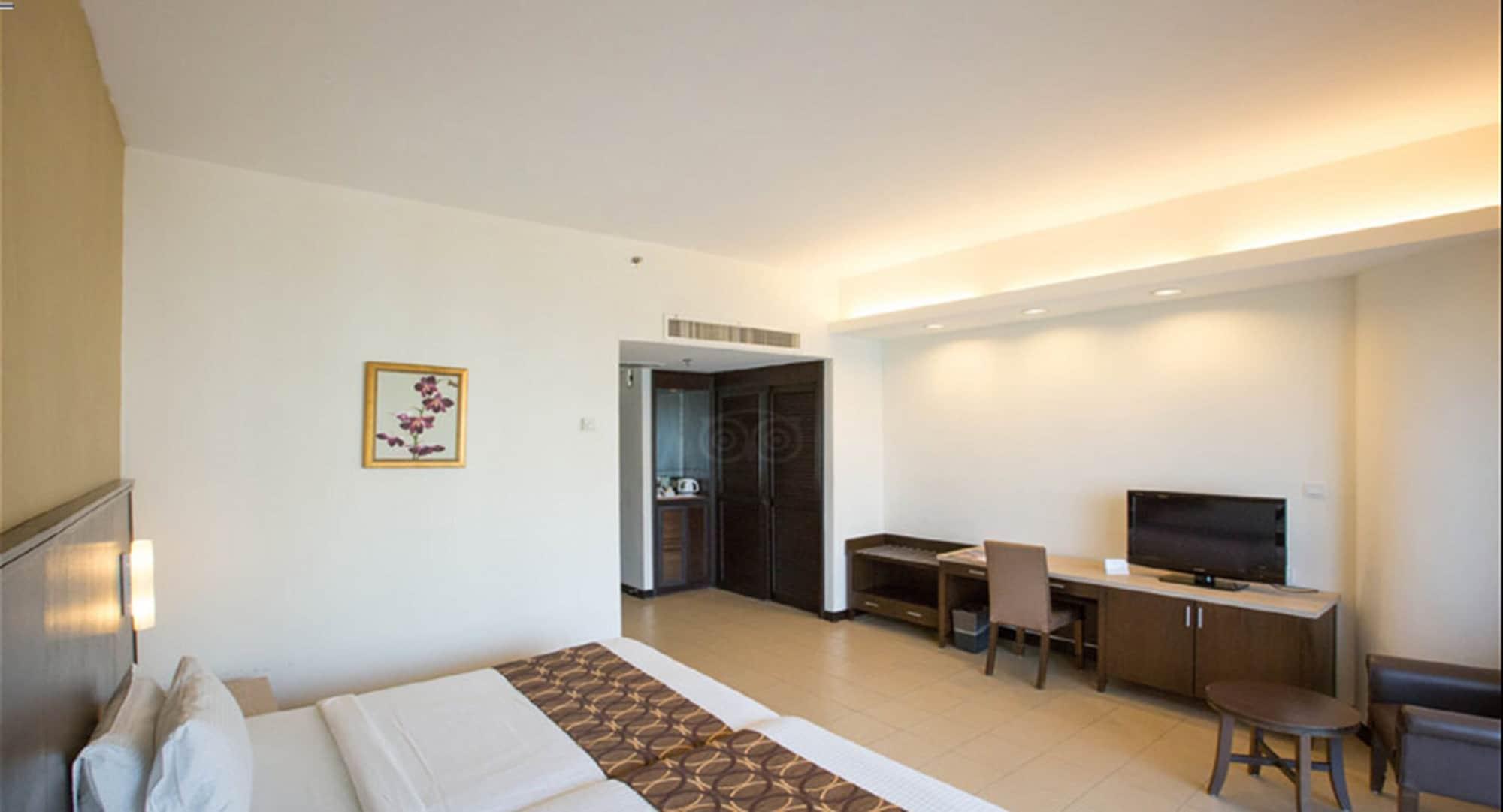 Flamingo Hotel By The Beach, Penang Tanjung Bungah  Ngoại thất bức ảnh