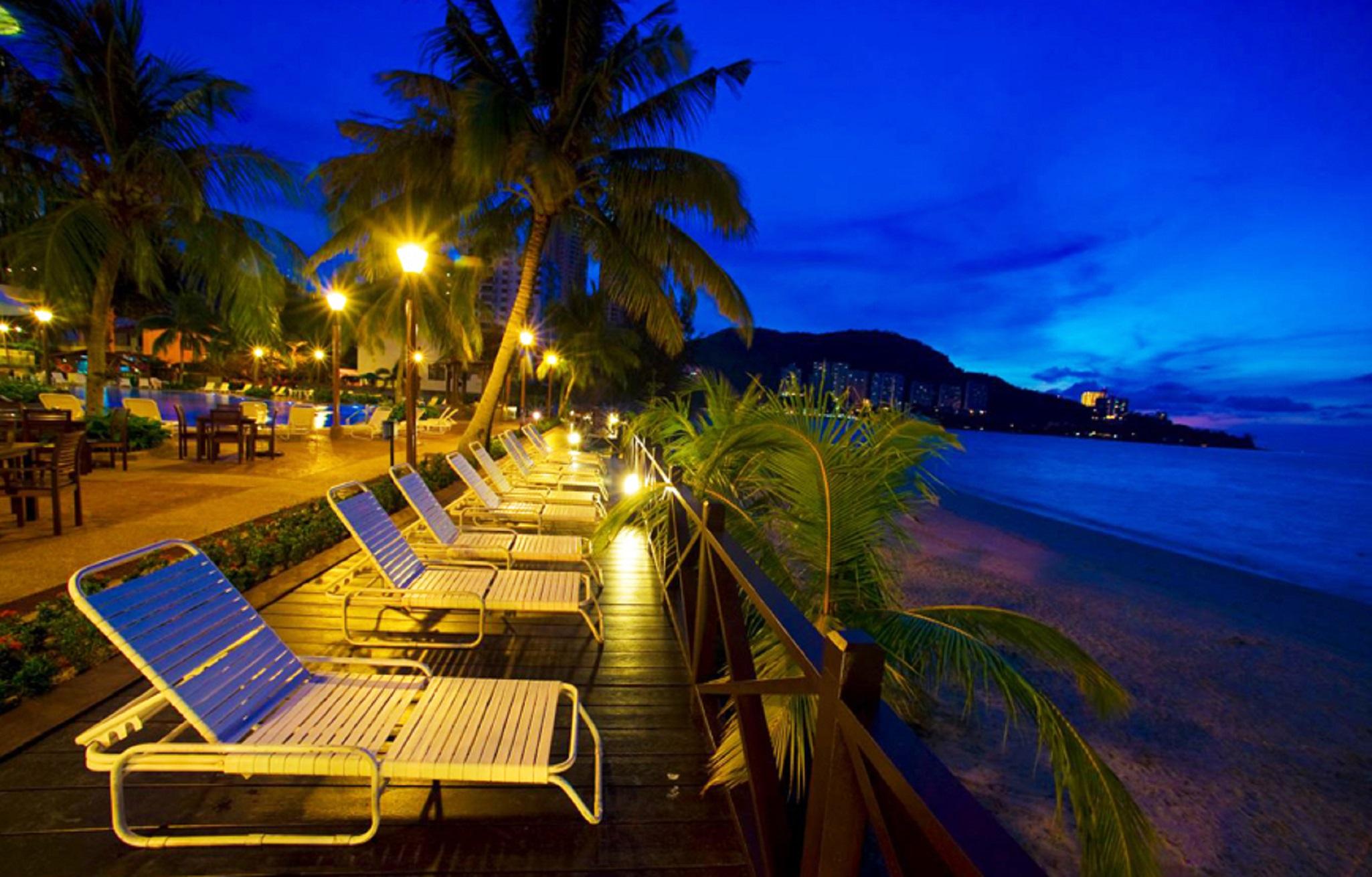 Flamingo Hotel By The Beach, Penang Tanjung Bungah  Ngoại thất bức ảnh