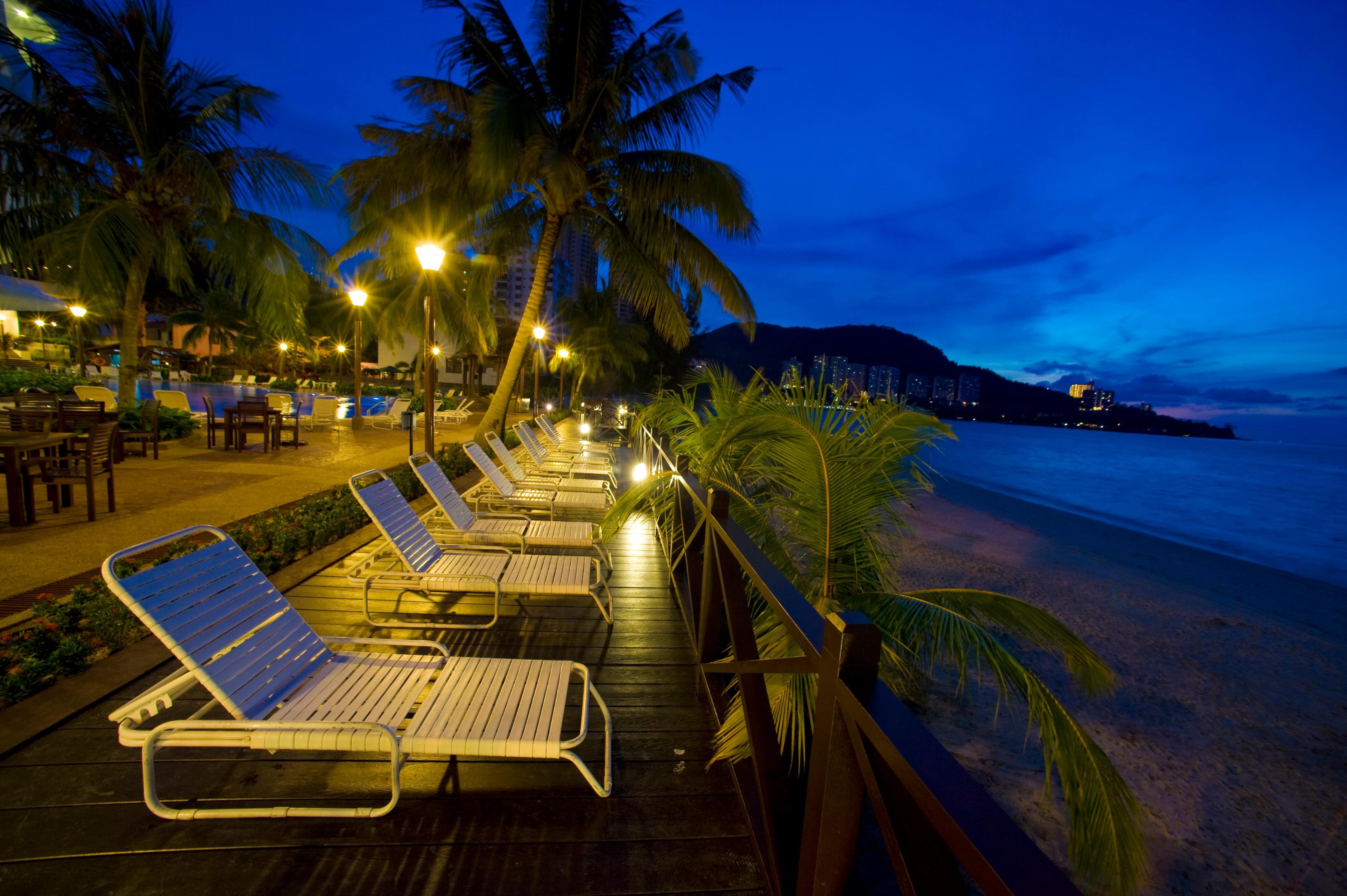 Flamingo Hotel By The Beach, Penang Tanjung Bungah  Ngoại thất bức ảnh