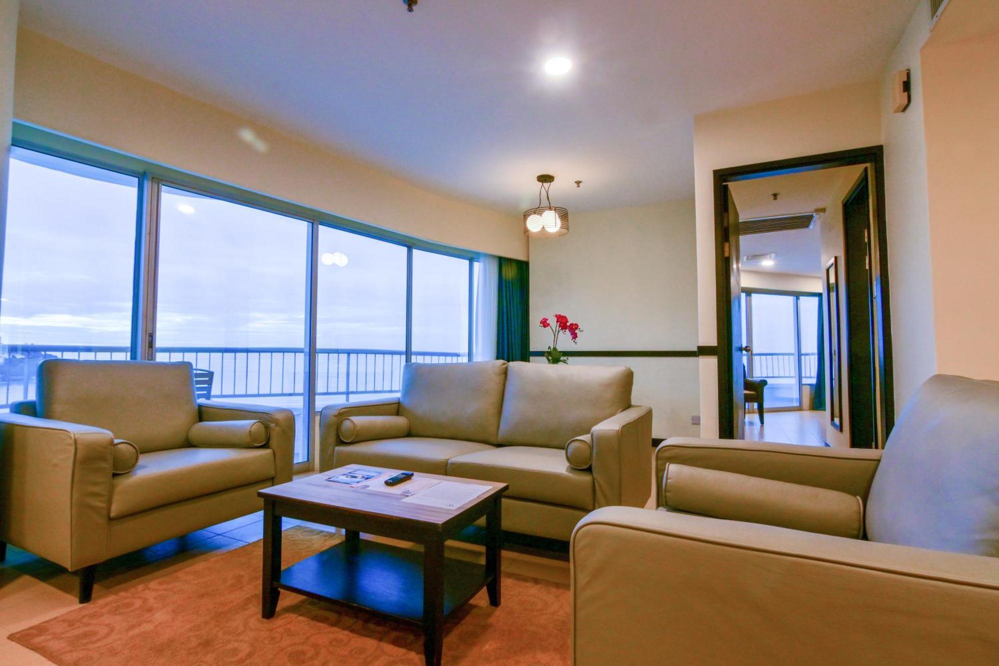 Flamingo Hotel By The Beach, Penang Tanjung Bungah  Ngoại thất bức ảnh