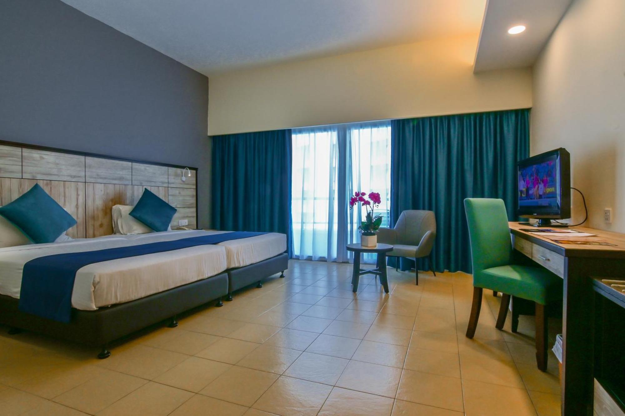 Flamingo Hotel By The Beach, Penang Tanjung Bungah  Ngoại thất bức ảnh